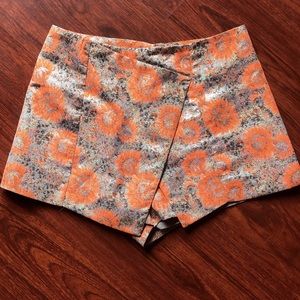 TOPSHOP Asymmetrical zip back shorts